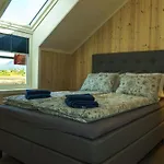 Lilleeideholmen Sjohusutleie *