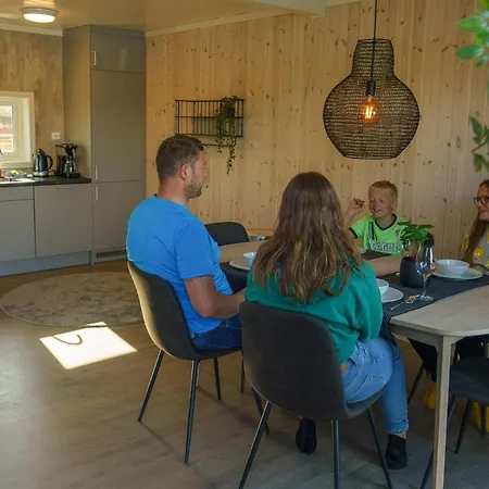 Lilleeideholmen Sjøhusutleie Hag