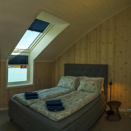 Lilleeideholmen Sjohusutleie Apartamento Hag