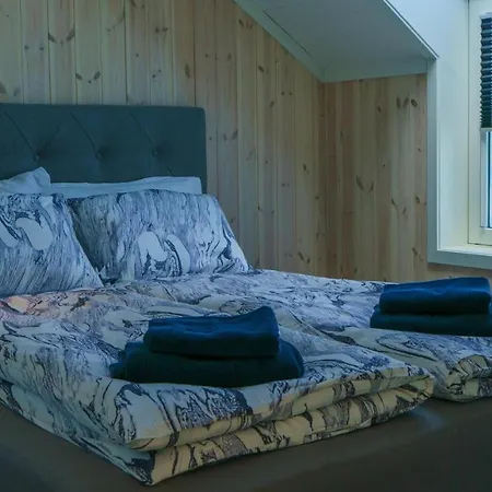 Lilleeideholmen Sjohusutleie Apartmán *