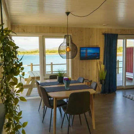 Lilleeideholmen Sjøhusutleie * Hag