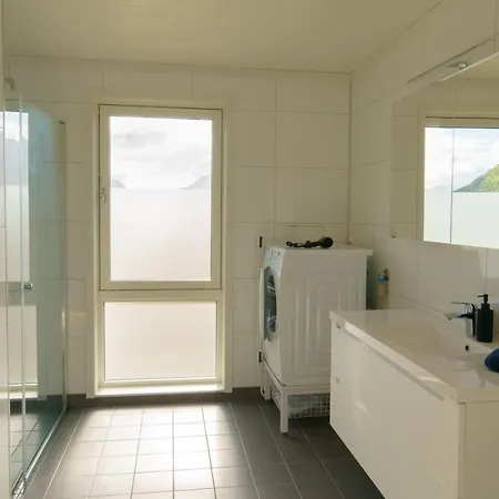 Lilleeideholmen Sjøhusutleie Hag