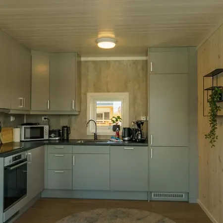 Lilleeideholmen Sjøhusutleie Hag